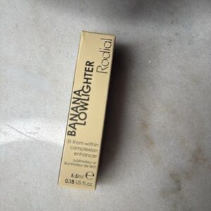 Rodial Banana Lowlighter - Subtle Glow Enhancer